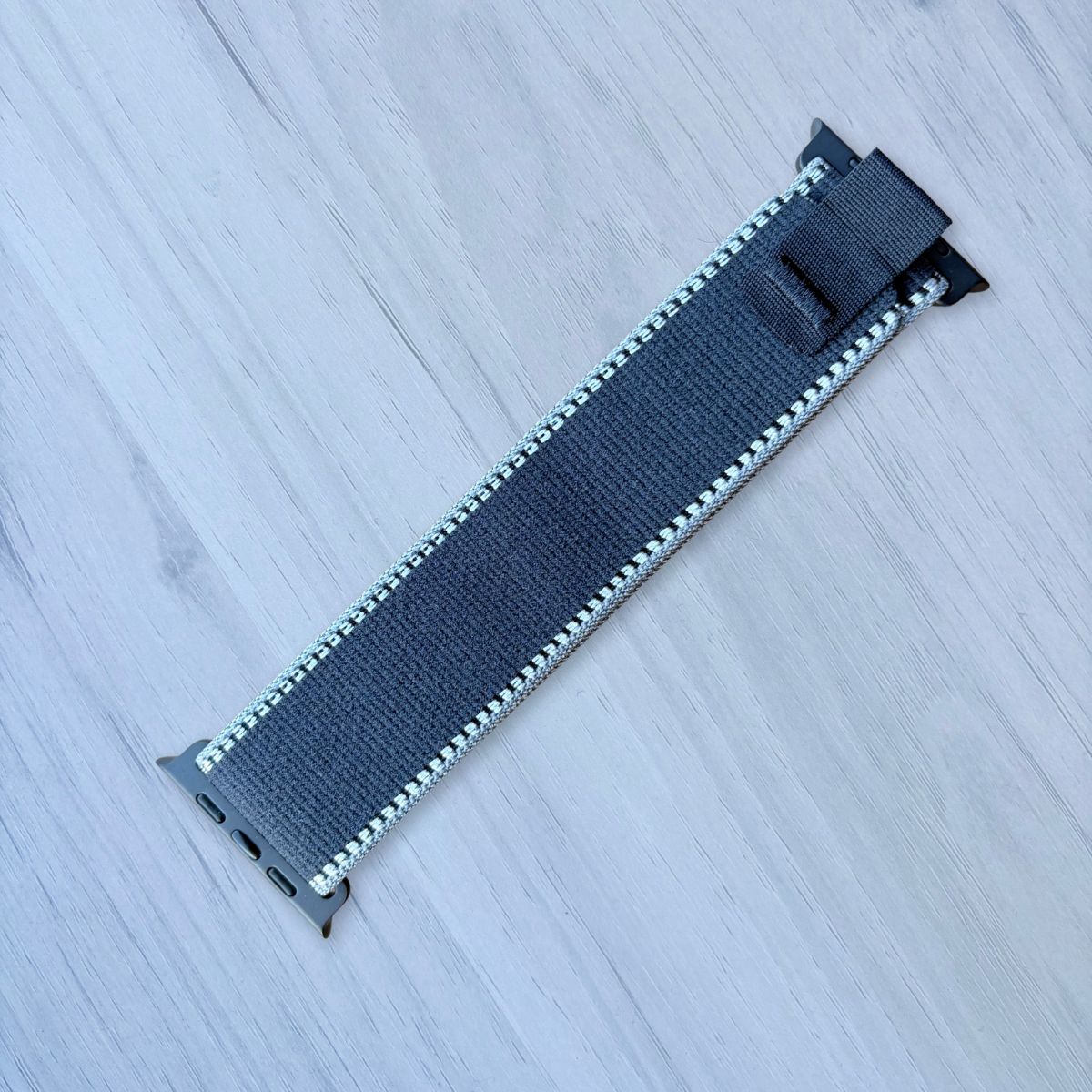 Trail Loop Apple Watch Band